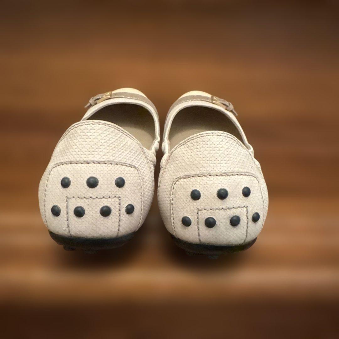 女*将様 TOD'S ベージュ バレエシューズ　フラットシューズ24.5〜25c