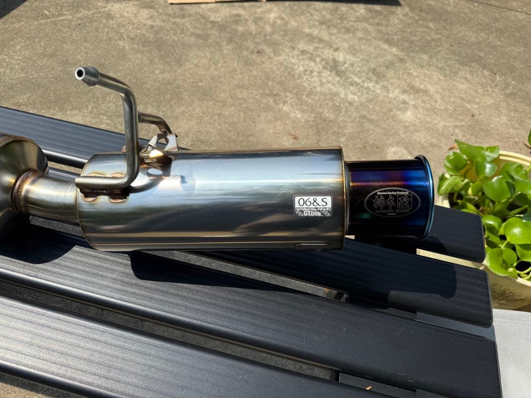 柿本改マフラー【 GT box 06&S 】トヨタ プリウスα T443139