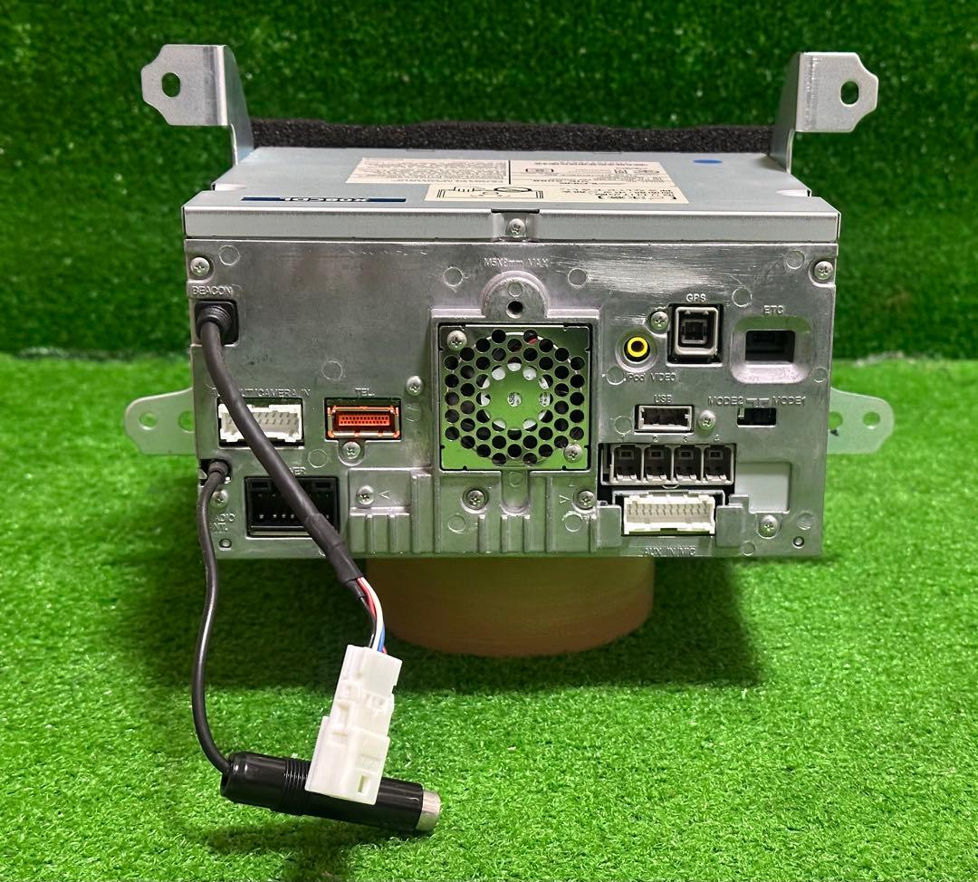 アルパインVIE-X088 HDDナビ 8インチフルセグ。地図データ2011年版