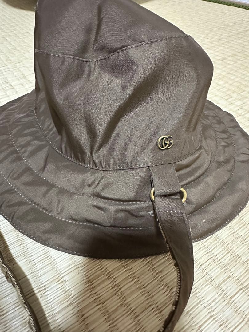 GUCCI メンズ GGキャンバス ナイロン リバーシブルハット
