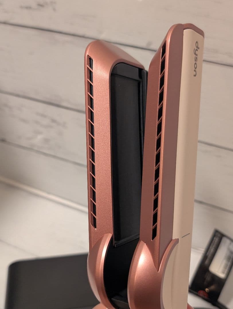 【美品】Dyson ドライヤー ストレイトナー