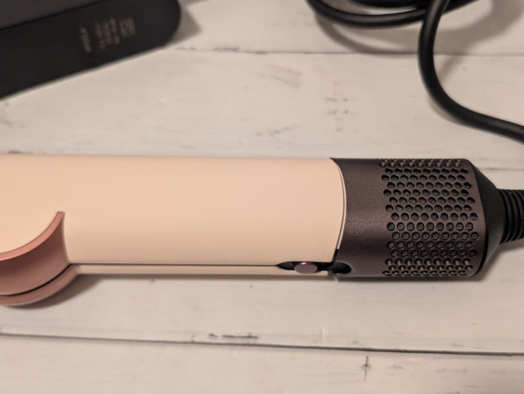 【美品】Dyson ドライヤー ストレイトナー