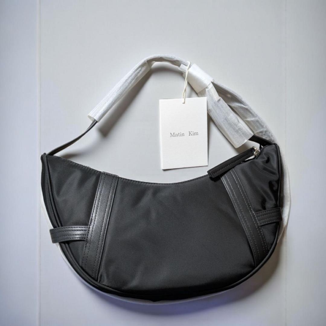 Matin Kim ブラック ショルダーバッグ ハンドバッグ 肩掛け 黒