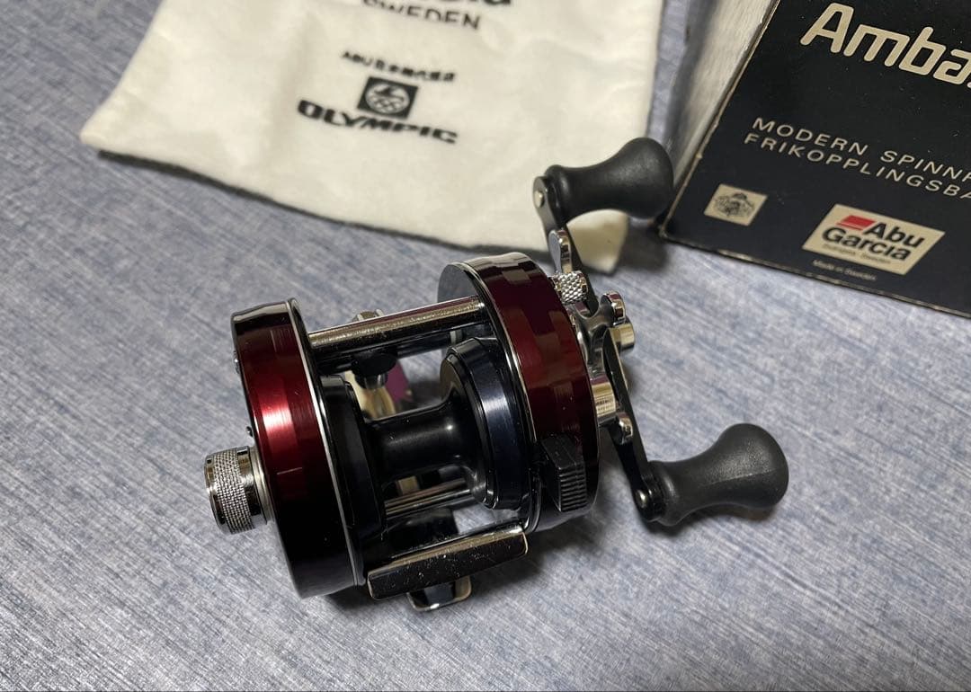 Abu Garcia Ambassadeur 1500C バーガンディ