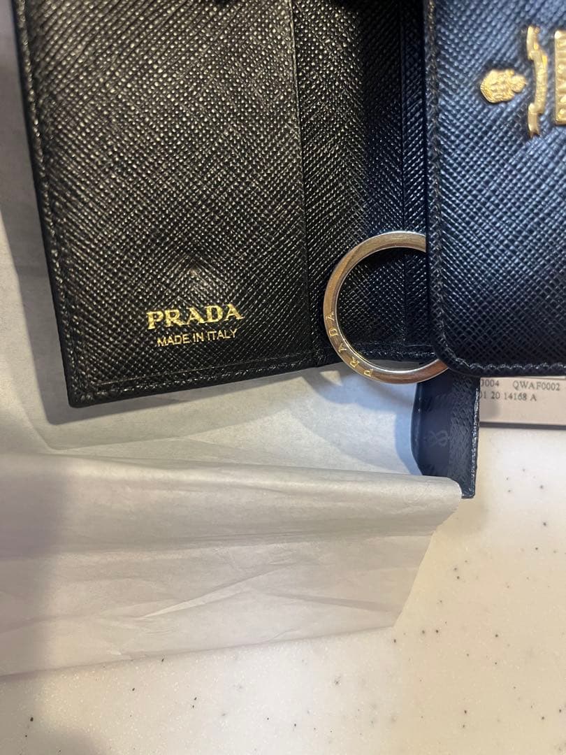 PRADA サフィアーノレザー キーケース ブラック