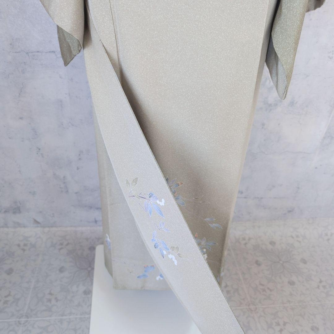 訪問着単品　着物　正絹　友禅　薄緑カーキ　枝葉模様　ナチュラル　F7