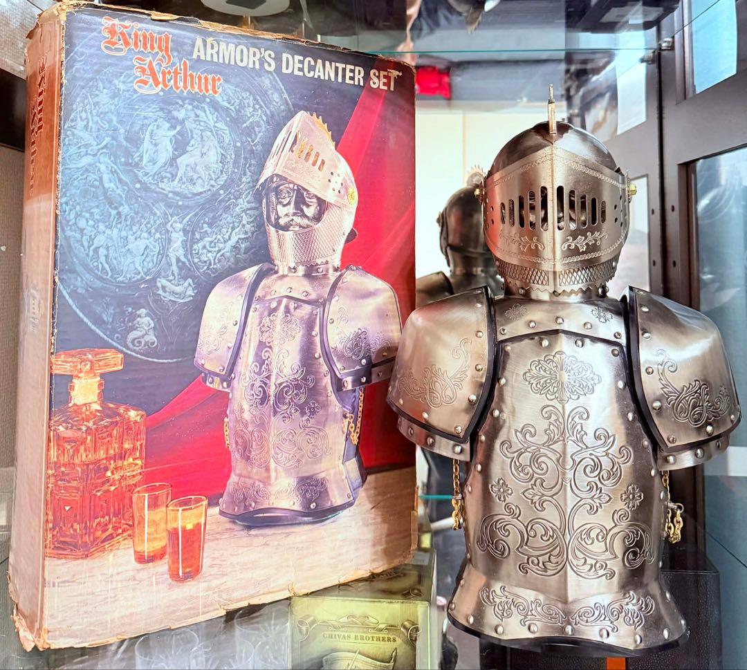 ニッカウイスキー 西洋甲冑 ボトルケース アンティーク