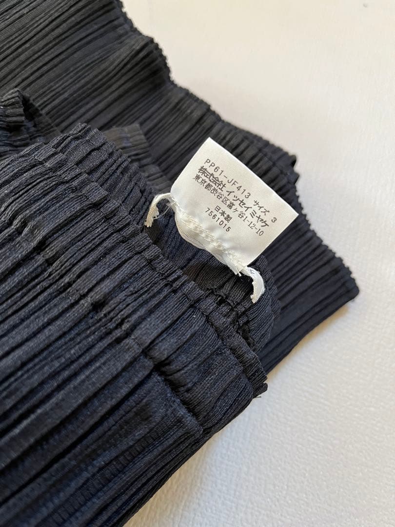 PLEATS PLEASE ブラック サイズ3 ポケット有