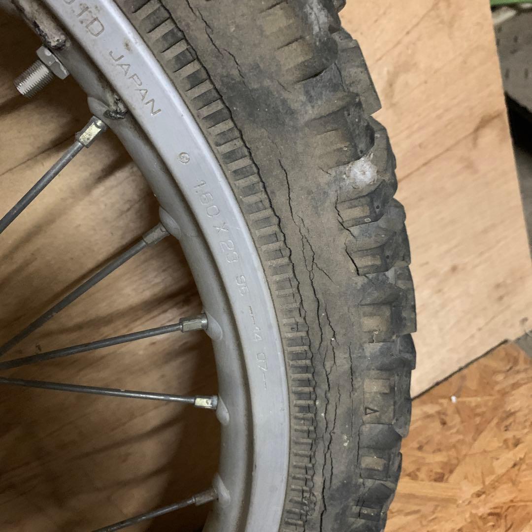 XL250S フロントホイール