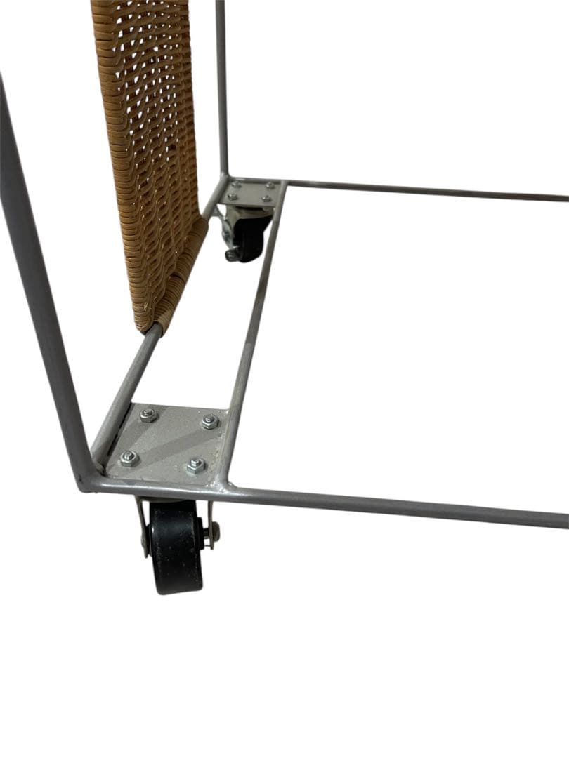 定価3万円ベルメゾン4段収納ラタンランドリーチェスト キャスター付きベージュ