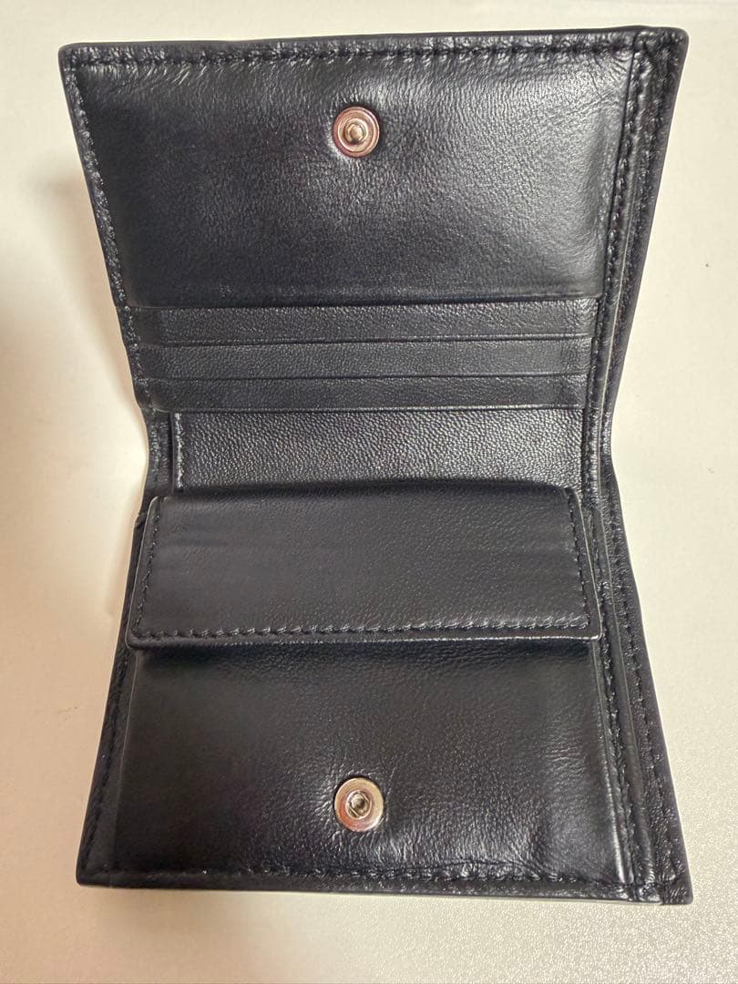 marni マルニ　二つ折り財布