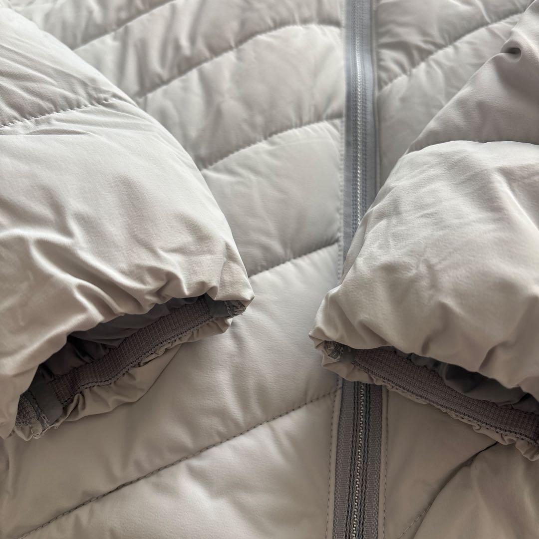 美品TAYLORMADE グレー ダウンジャケット