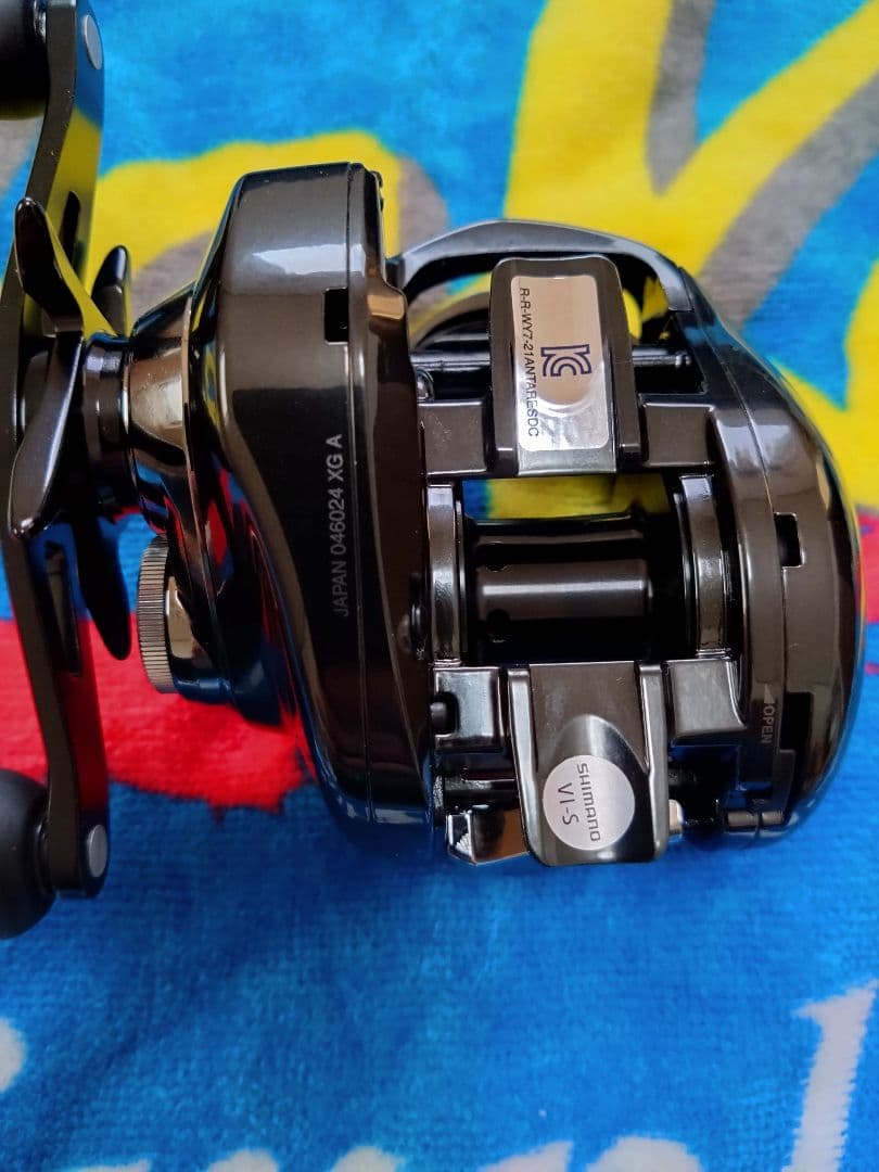 シマノ 23 アンタレス dcmd xg 右巻き 未使用 保証書未記入