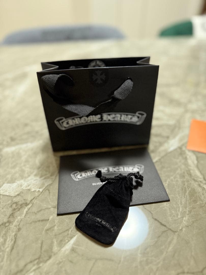 クロムハーツ Hoop Scroll Tiny ピアス M.M