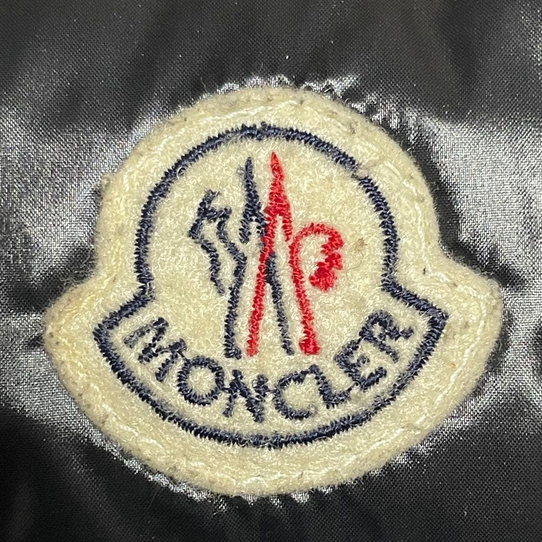 美品★モンクレール　GHANY ダウンベスト　光沢　黒　ブラック　S(0)