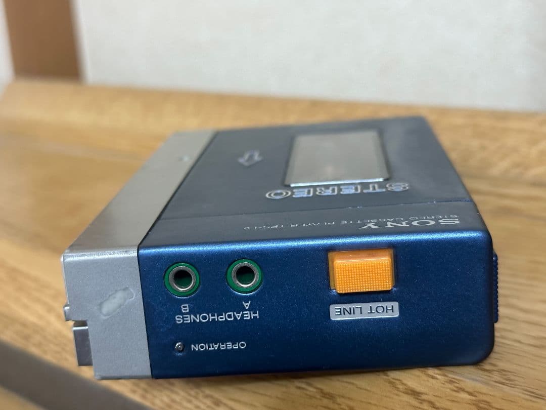 ​超希少 初代ウォークマン SONY TPS-L2 動作確認済 ケース付 当時物
