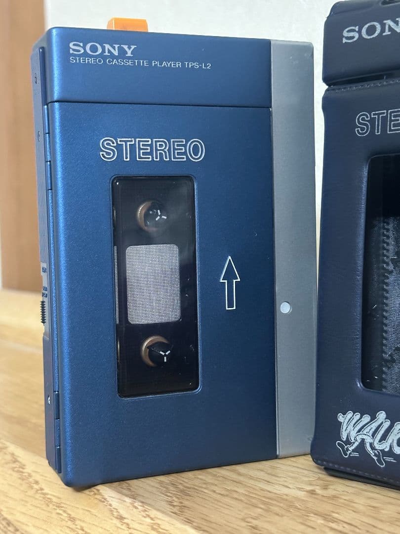 ​超希少 初代ウォークマン SONY TPS-L2 動作確認済 ケース付 当時物