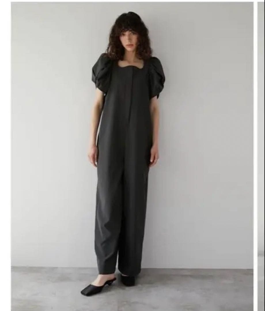 【新品・未使用】ボリュームスリーブロンパース【GRAY】