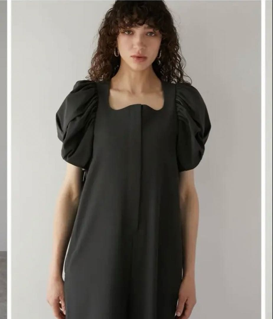 【新品・未使用】ボリュームスリーブロンパース【GRAY】