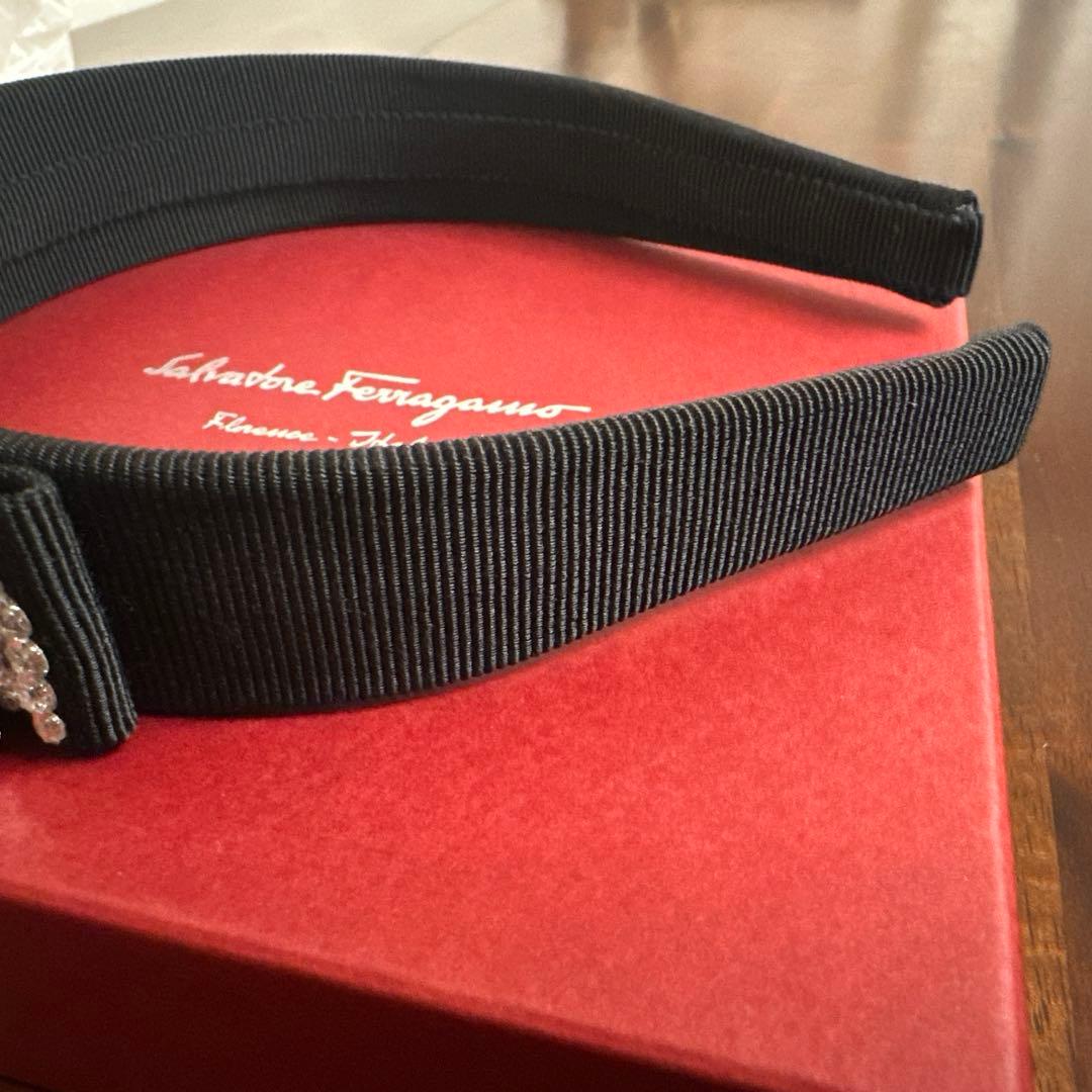 限定値下げSalvatore Ferragamo カチューシャ リボン ビジュー