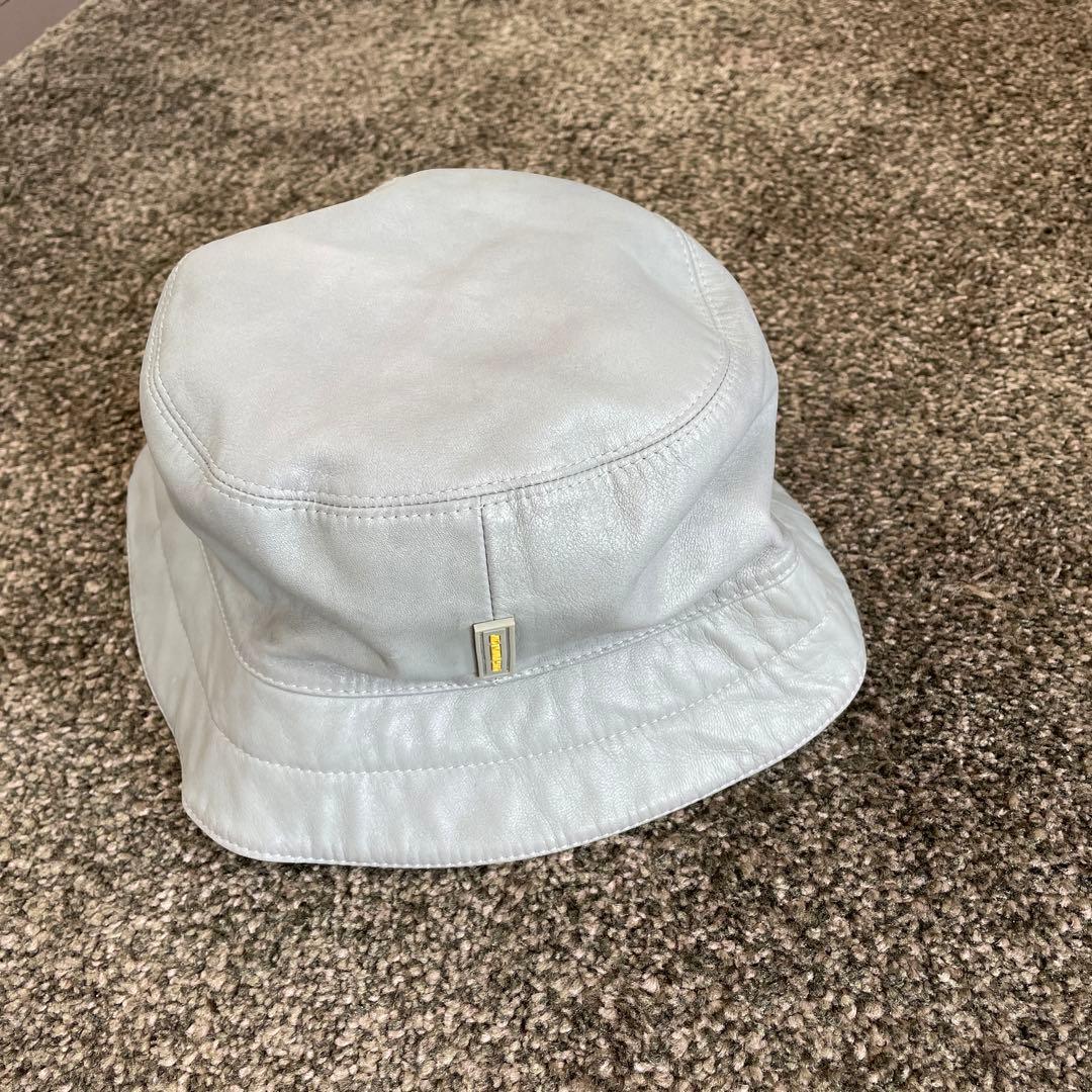 ルイヴィトン 限定品　ソフトレザーハット　希少