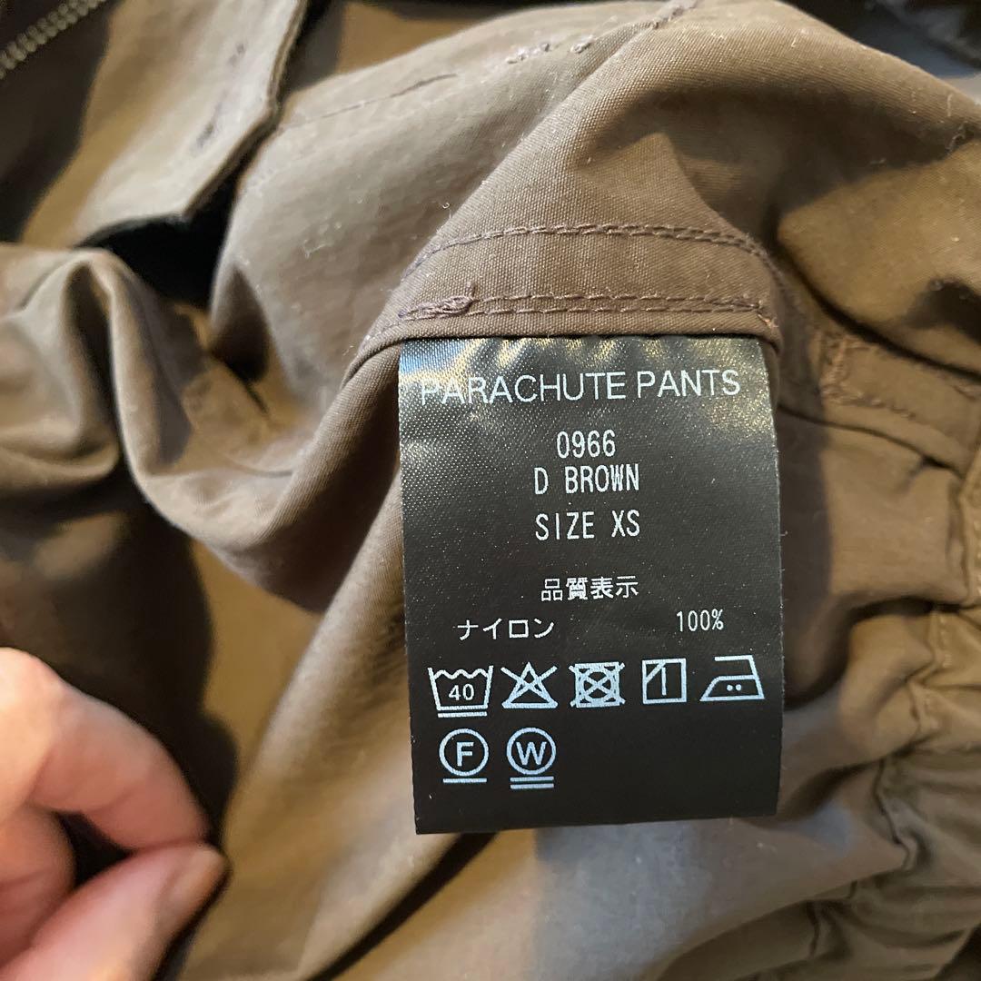 シシクイ　パラシュートパンツ