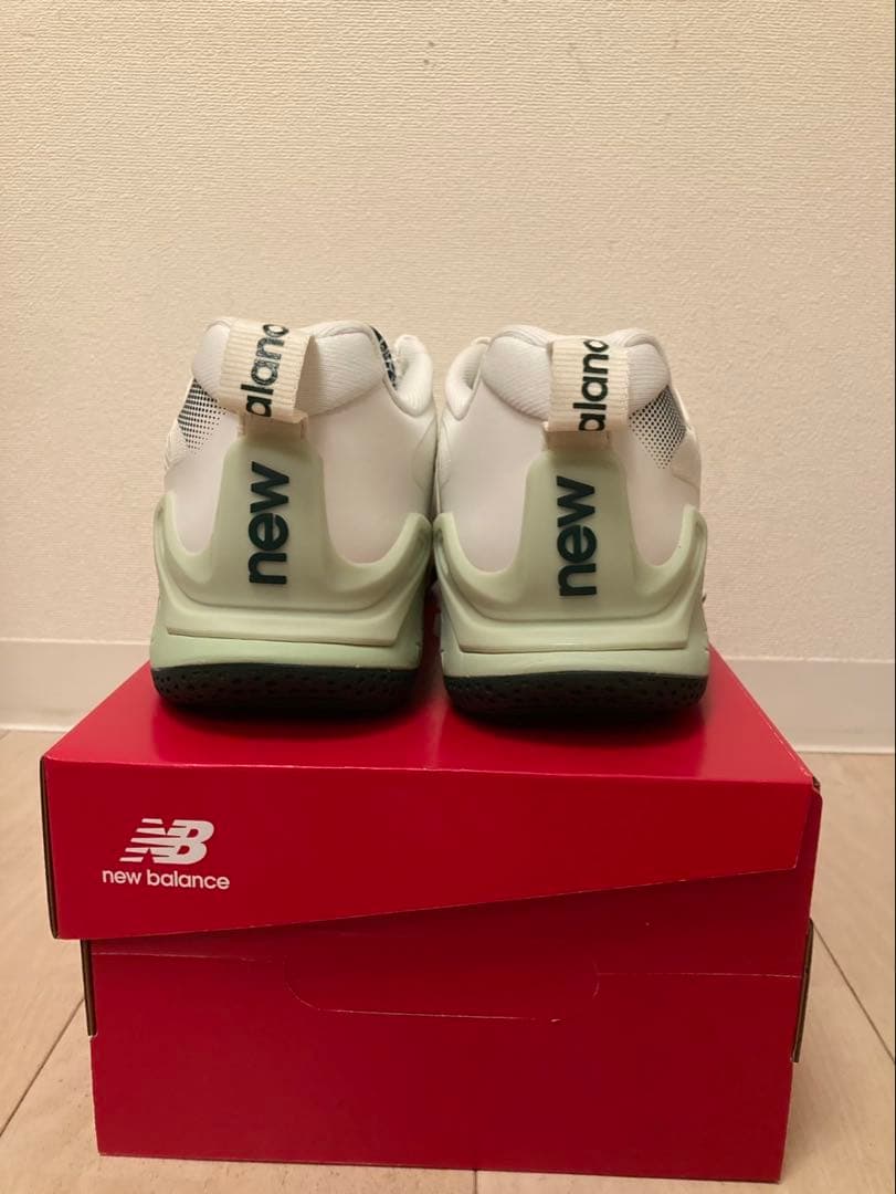 ニューバランス　テニスシューズ MCHRALB1