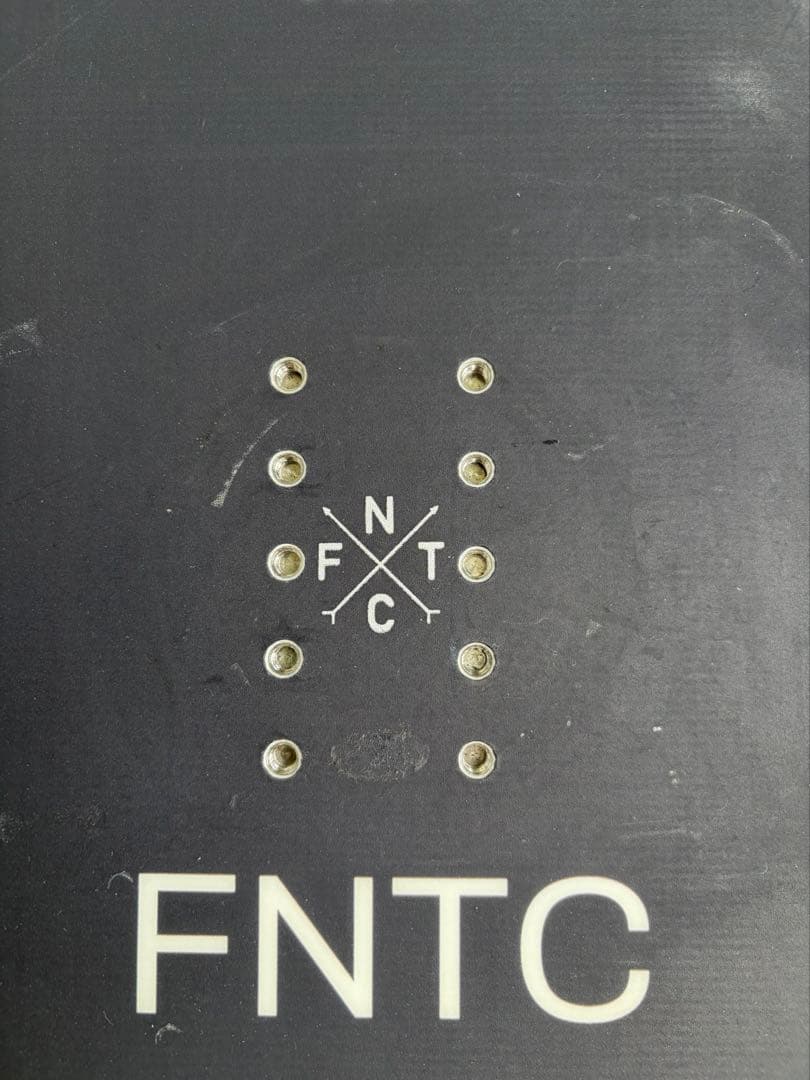 FNTC TNT 139cm スノーボード