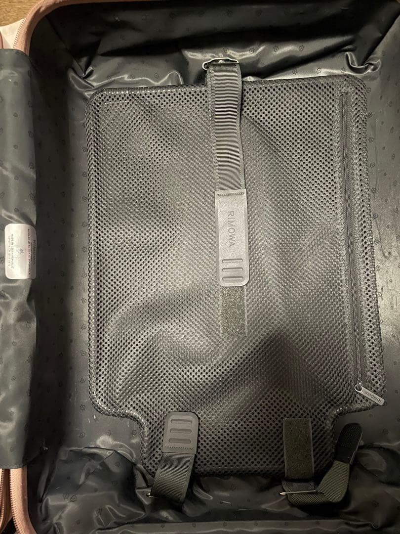 【リモワ】【RIMOWA】リモワ4輪スーツケースエッセンシャル