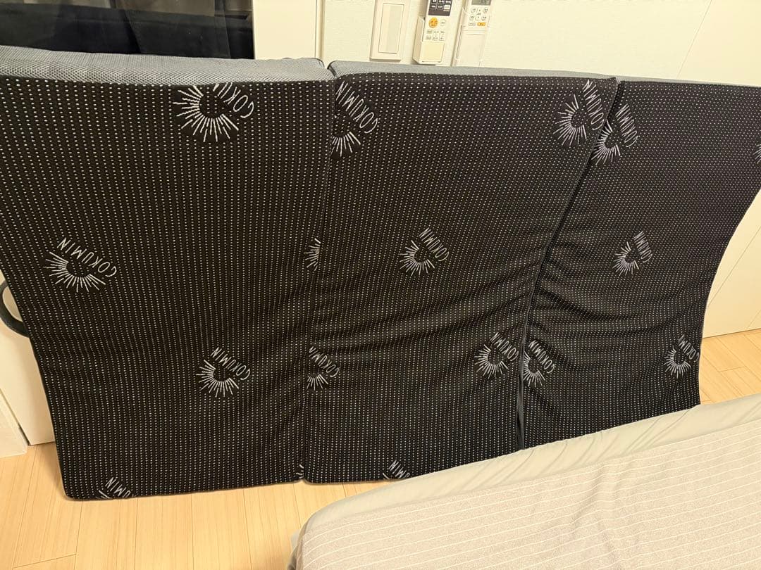 GOKUMIN　セミダブル　三つ折りマットレス