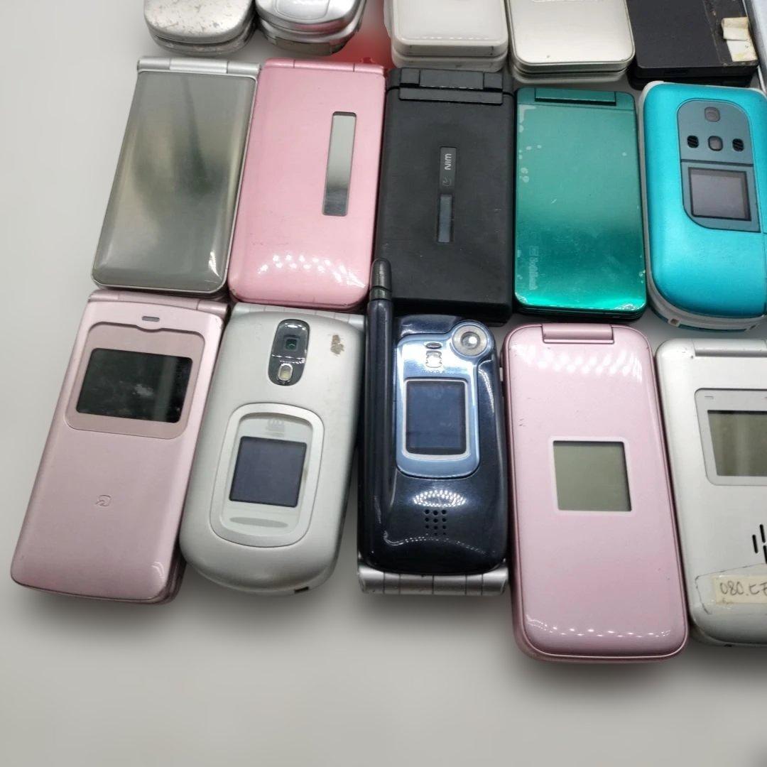 【ジャンク】パカパカ携帯　折りたたみ式携帯電話まとめ売り