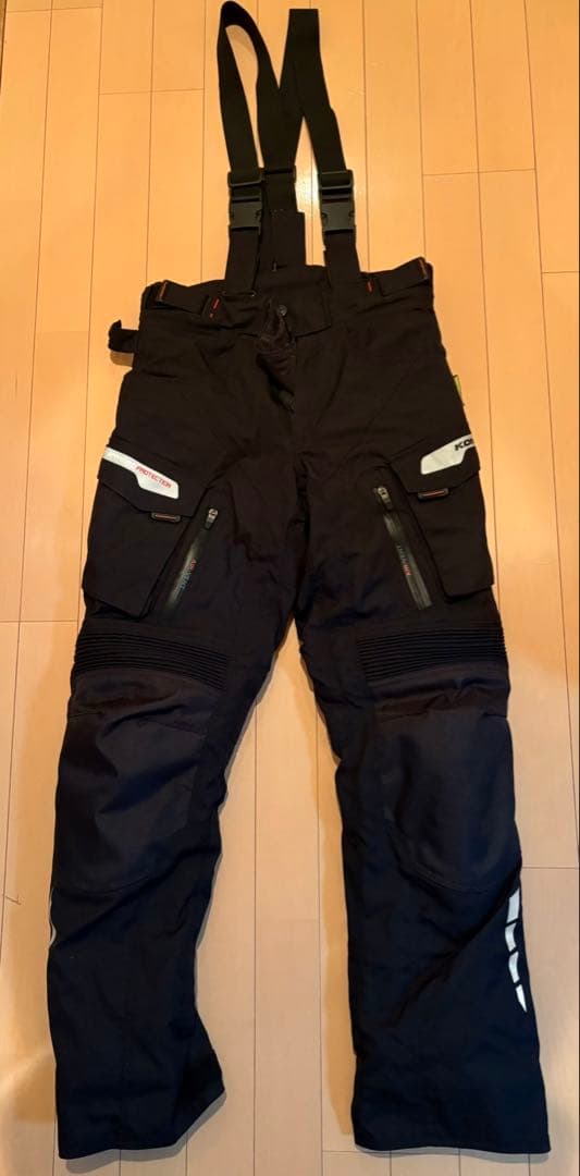 KOMINE サスペンダー付きパンツ ブラック