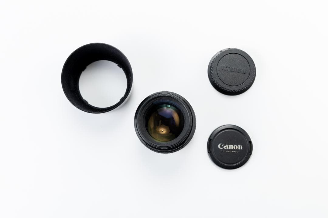 Canon EF 85mm f/1.8 USM 単焦点レンズ