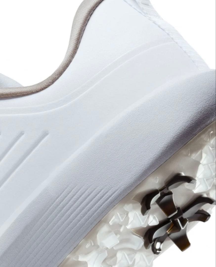 新品 ナイキ エア ジョーダン レブ 26.5㎝