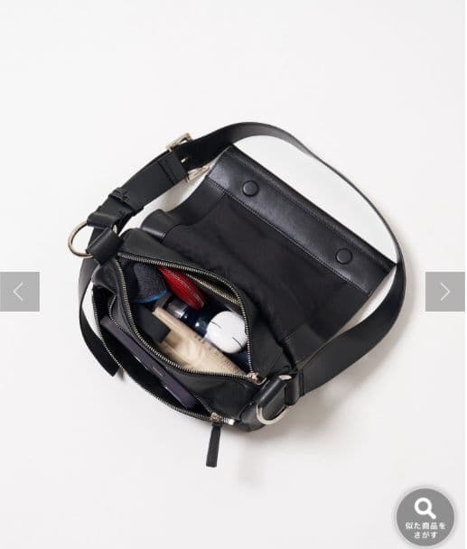 BEARDSLEY レザーボディバッグ