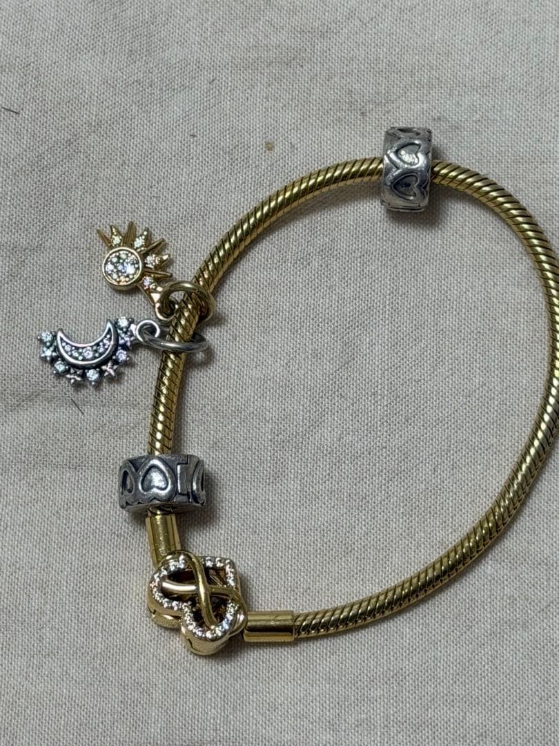 Pandora　　ゴールド 月と星チャーム ブレスレット