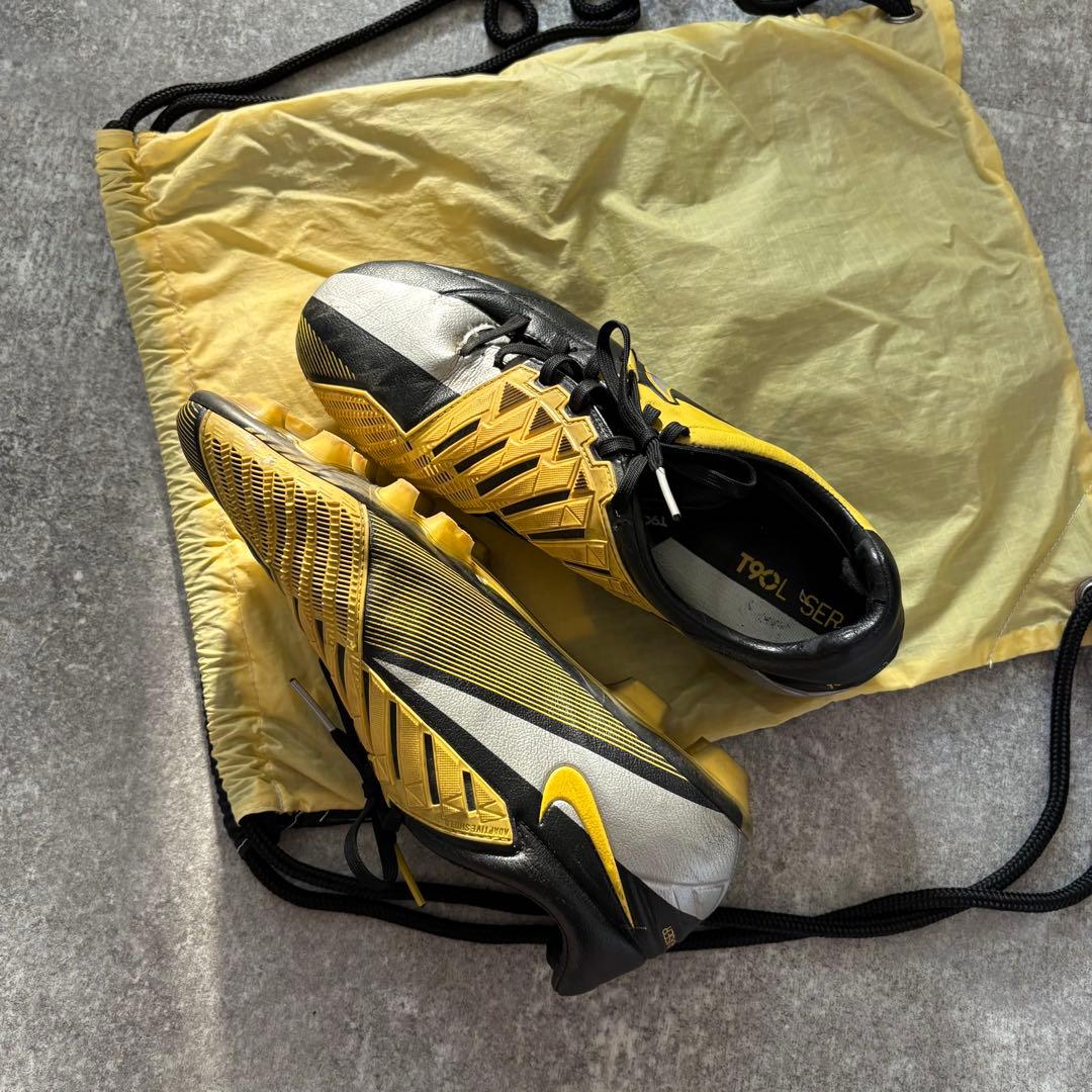NIKEナイキ トータル90 T90 レーザー IV K HG-B 26cm