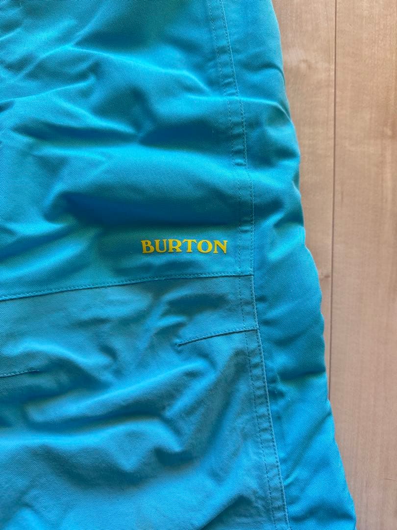 ★数回のみ使用★ BURTON スキーウェア 4T