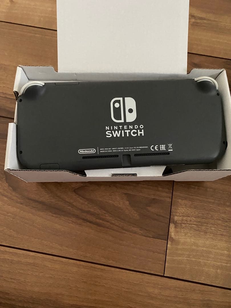 Nintendo Switch スイッチ　Lite グレー