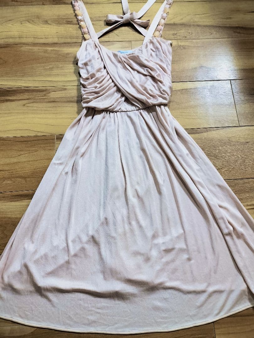 BLUMARINEブルマリンピンクストレッチ天然石とスワロフスキー装飾ワンピース