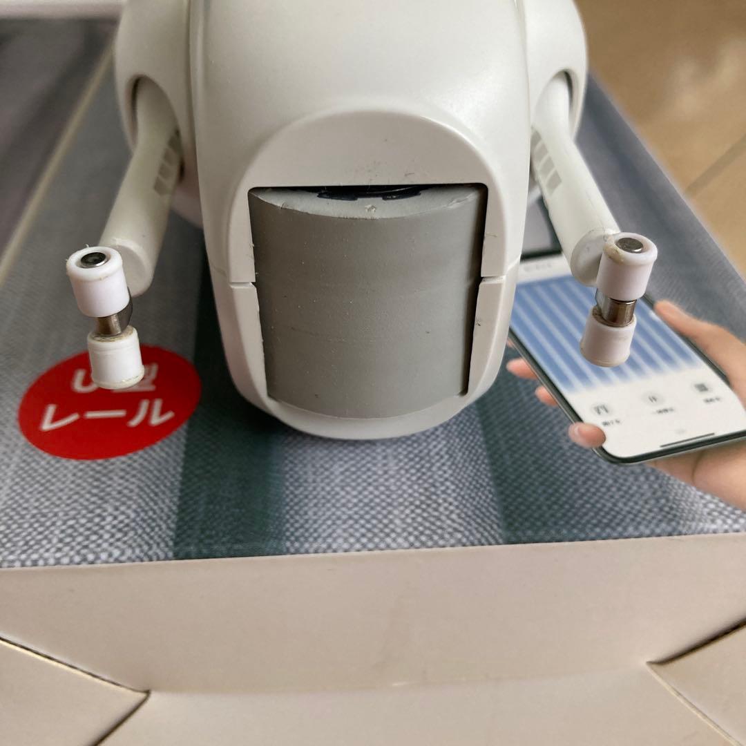 美品 SwitchBot カーテン３ Ｕ型レール用 ＋ 専用ソーラーパネル各２台