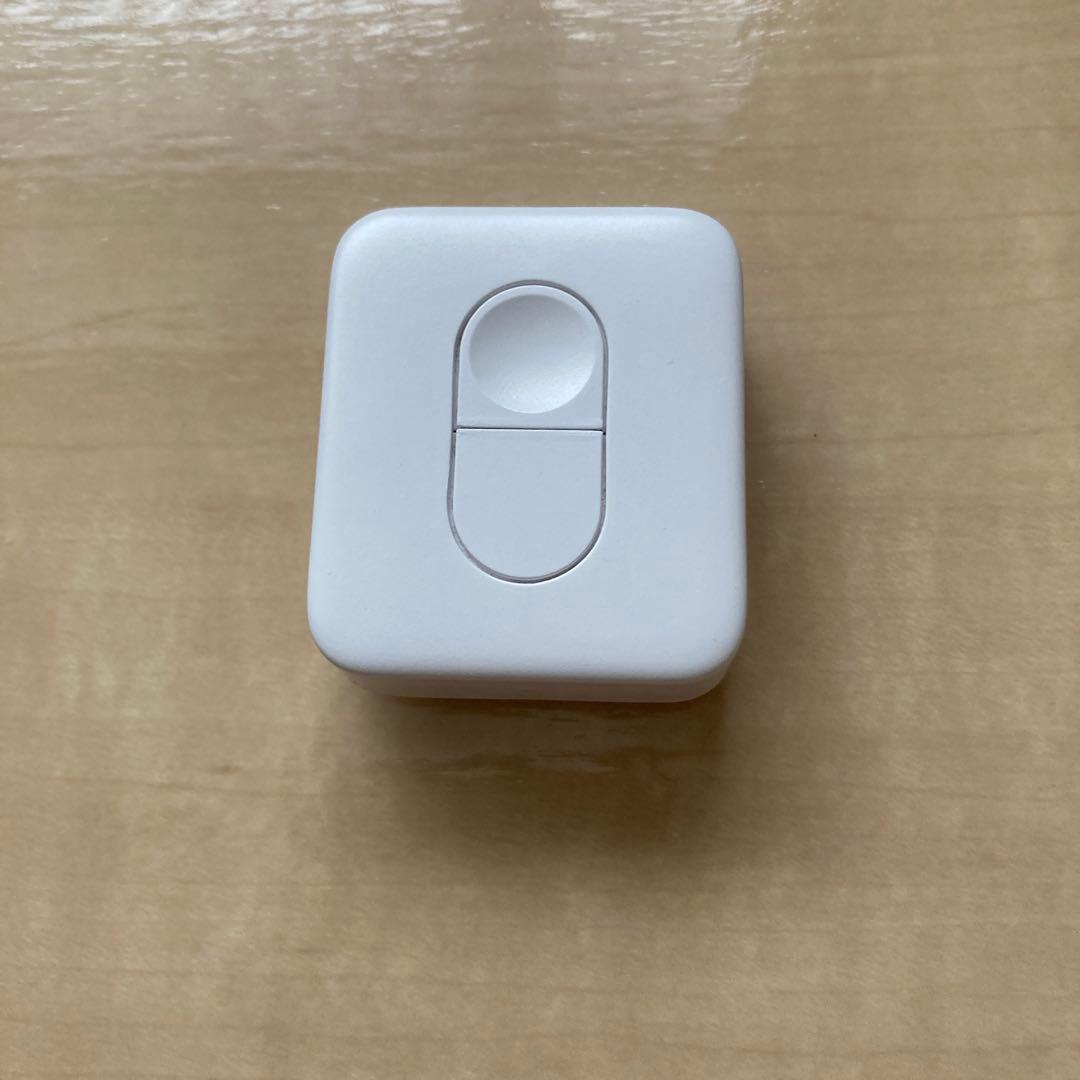 美品 SwitchBot カーテン３ Ｕ型レール用 ＋ 専用ソーラーパネル各２台