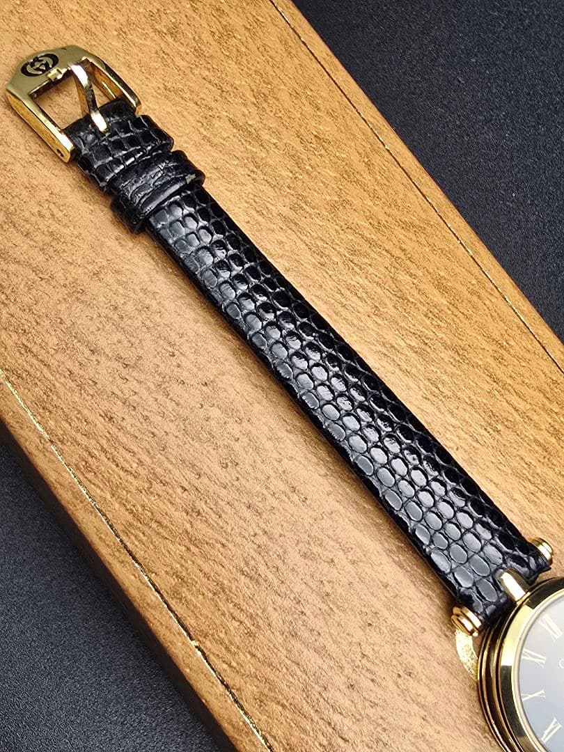 デッドストック 電池交換済 ヴィンテージ GUCCI ブラック ゴールド