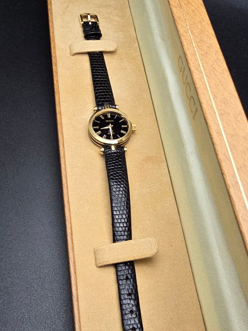 デッドストック 電池交換済 ヴィンテージ GUCCI ブラック ゴールド