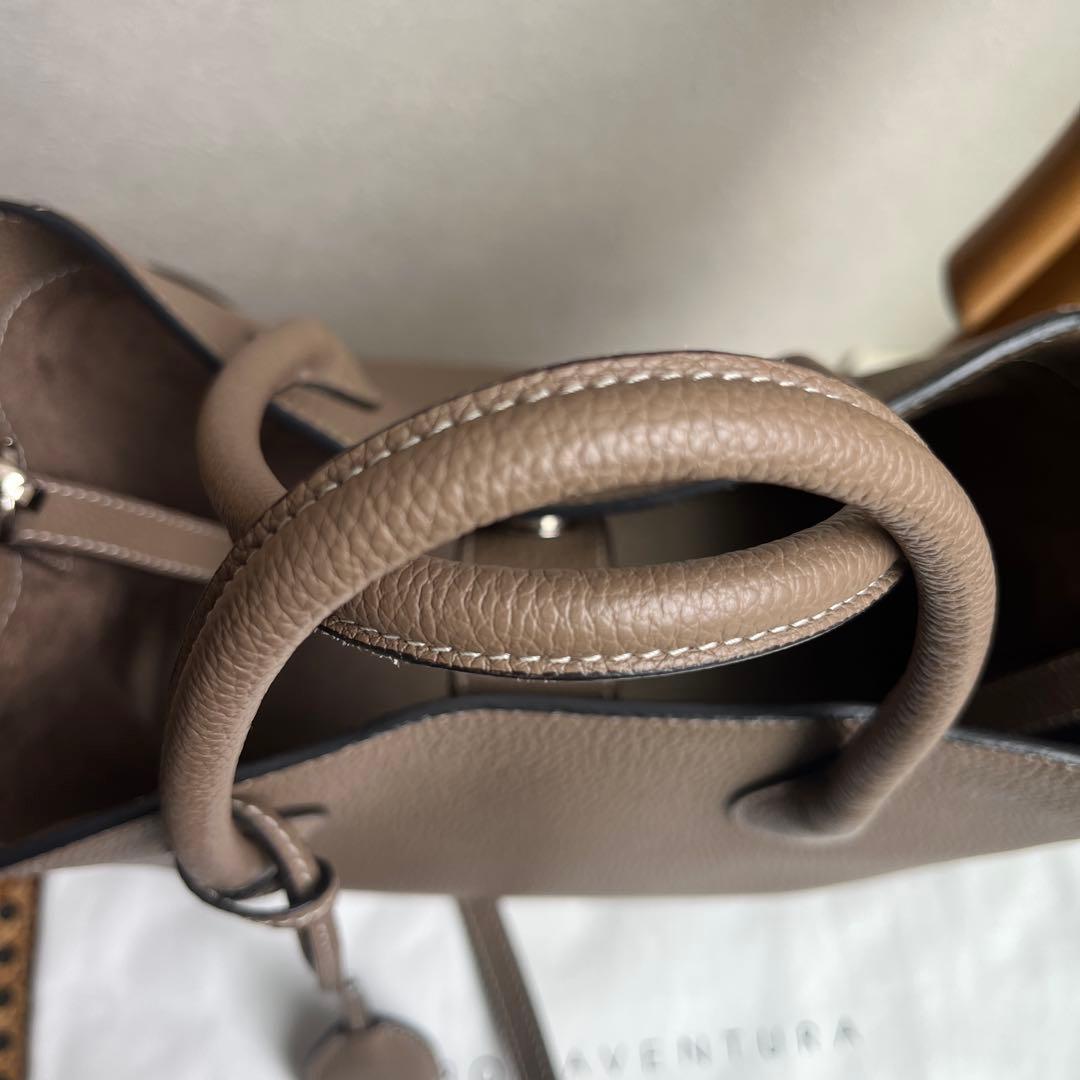 ボナベンチュラバッグ　ミアトート27 エトープ美品