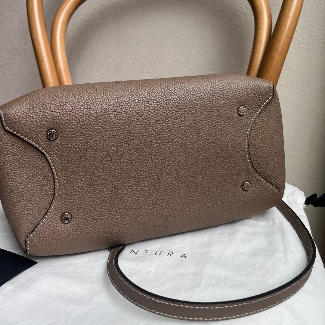 ボナベンチュラバッグ　ミアトート27 エトープ美品