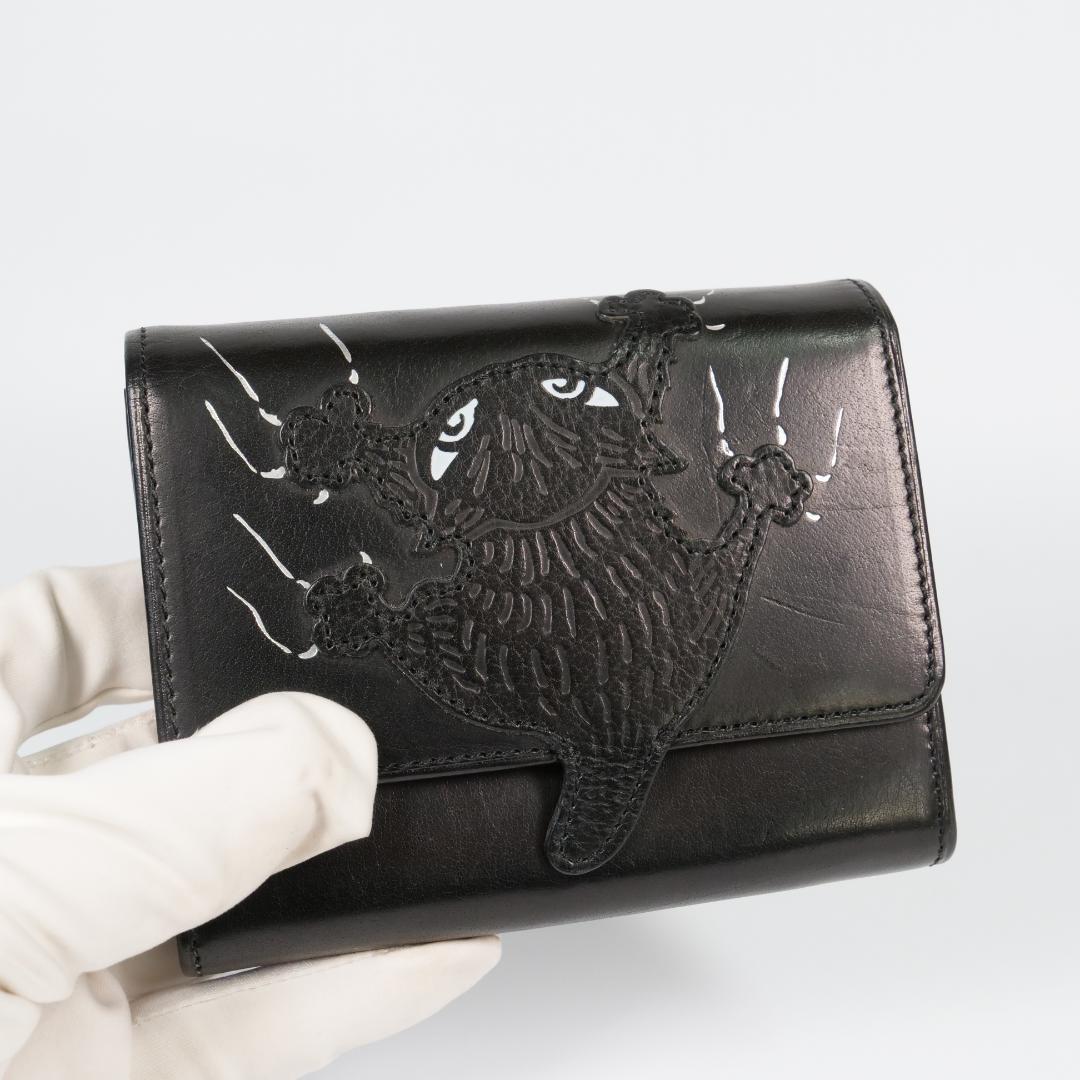 良品✨ わちふぃーるど ダヤン 本革 二つ折り財布 ブラック 刺繍 チェーン付