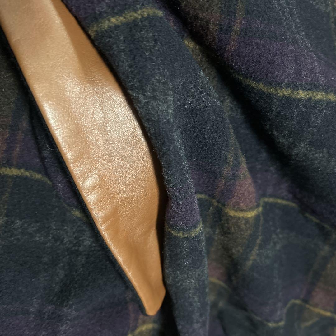 美品【パラスパレス】バルーンモッサー　チェック　ボトルネックコート　美シルエット