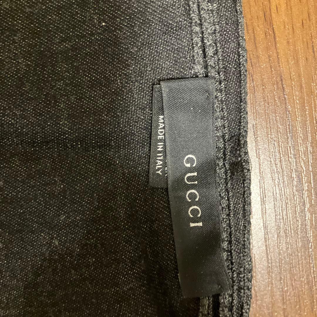 【大幅値下げ】 GUCCI ブランドロゴ入りストールマフラー