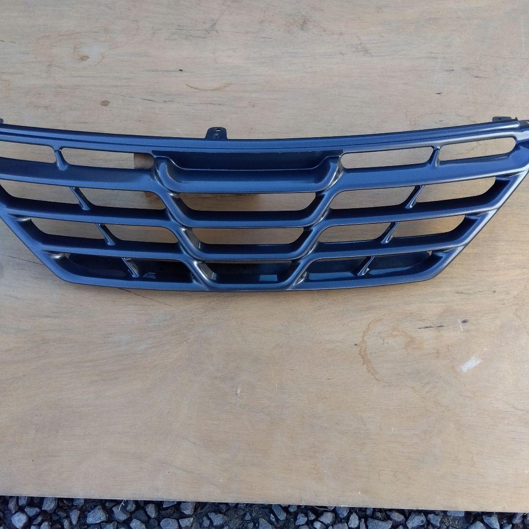 マークX130系前期フロントグリル